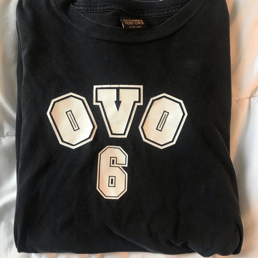 OVO October’s very own long sleeve 🦉